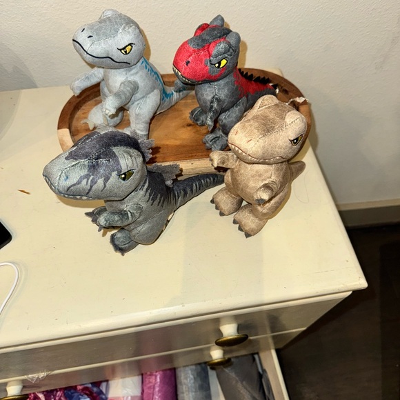 ๐ฆ Bundle of 4 Jurrasic Park Dinosaur Plush Toy Set - Picture 2 of 6